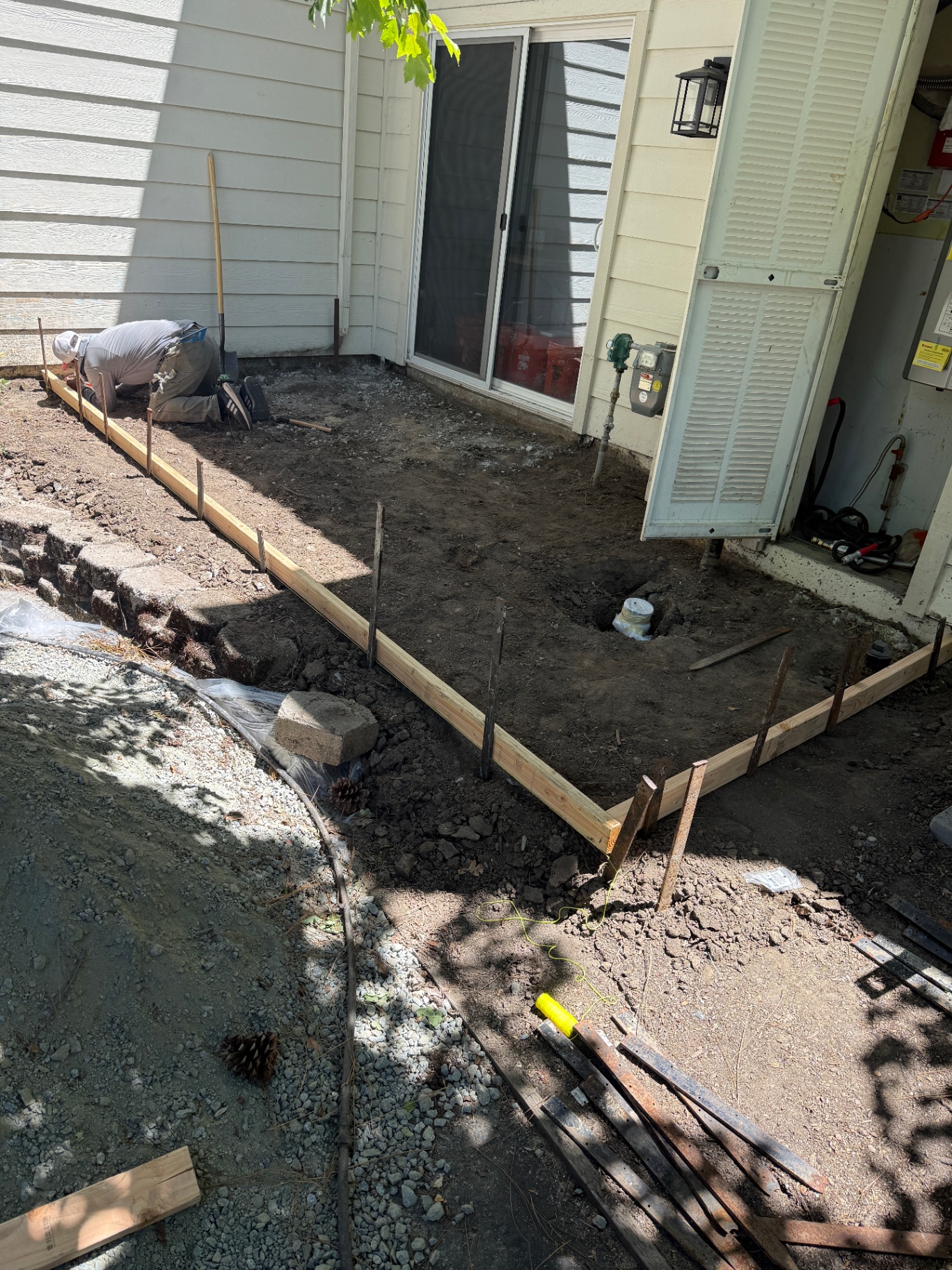 Construction: exterior photo showing the concrete forms being installed